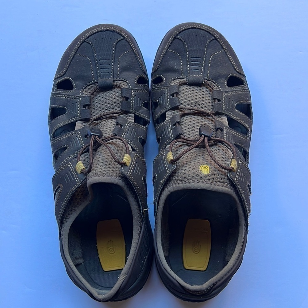 Teva Shoc Pad Closed Toe Hiking Sandals Size 12
